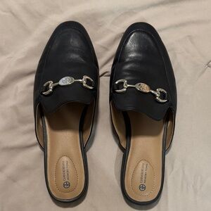 Giani Bernini Black Leather Mules with Silver Accents